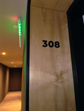 ApartSuite308